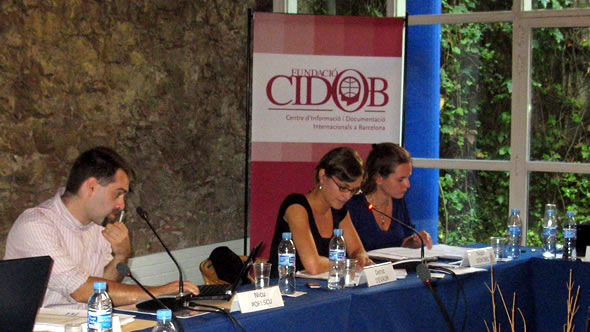 Nicu Popescu (ECFR), Deniz Devrim (CIDOB) and Nigar Goksel (ESI). Photo: CIDOB