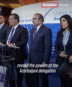 Azerbaijani delegation leaving PACE