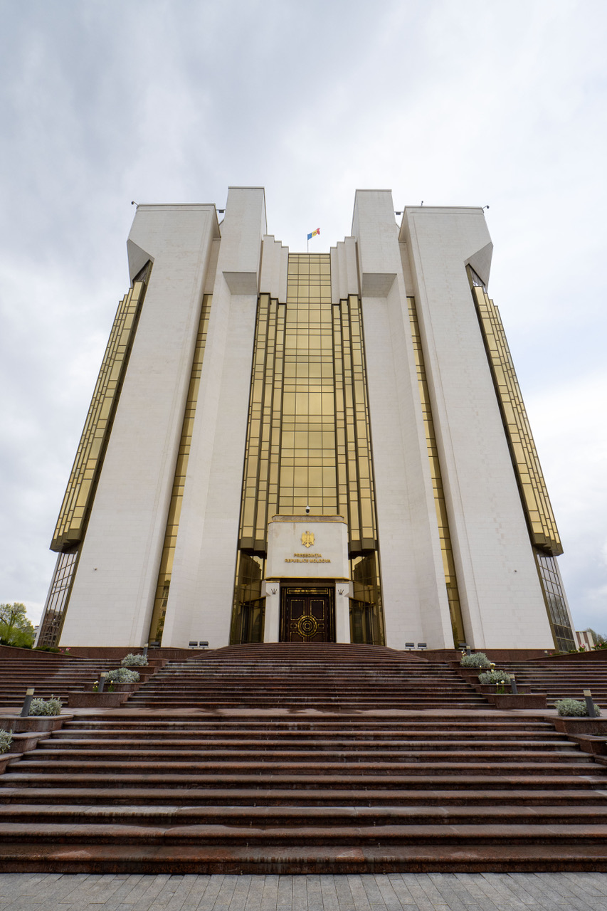 Presidential palace, Chisinau. Photo: Kristof Bender/ESI